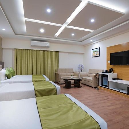 העיר בנגלור Vanusa Residency מראה חיצוני תמונה